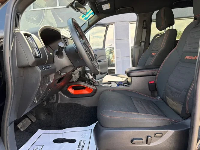 2026 Nissan Frontier Crew Cab PRO-4X 4x4 in Aurora, CO (photo 7)