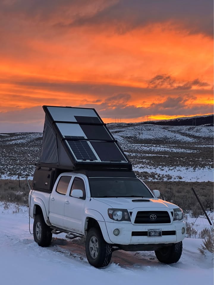 Super Pacific X1 Camper for Tacoma, short bed 5ft with Extras in Denver, CO (photo 2)