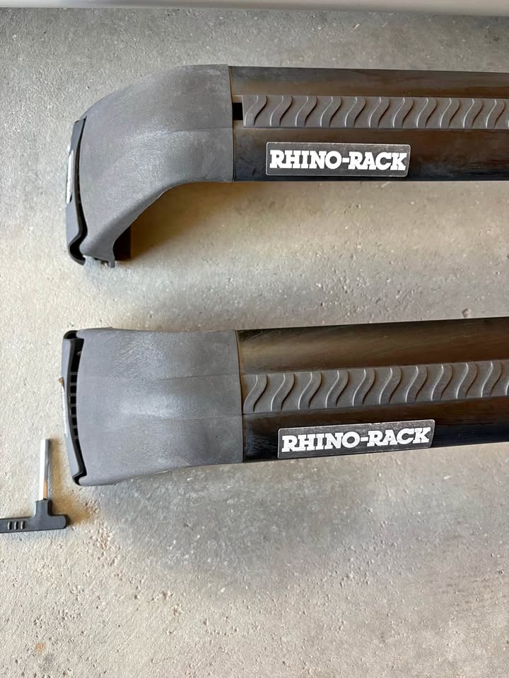 Rhino-Rack SG Roof Rack for Rain Gutters Vortex Aero Crossbars, Aluminum - Black in Arvada, CO (photo 1)
