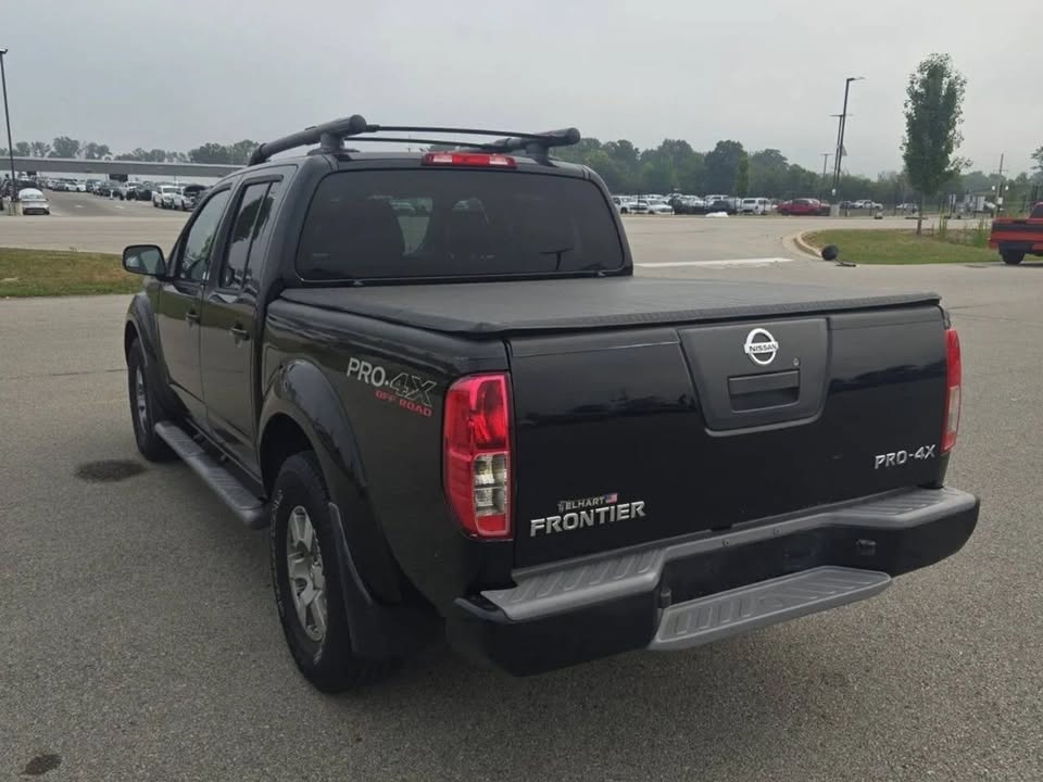 2012 Nissan Frontier Crew Cab in Lexington, KY (photo 4) — photo 4