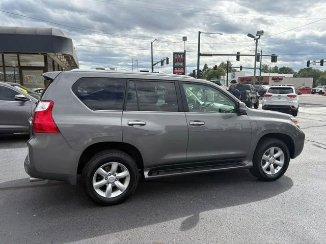 2010 Lexus GX GX 460 Sport Utility 4D — photo 3