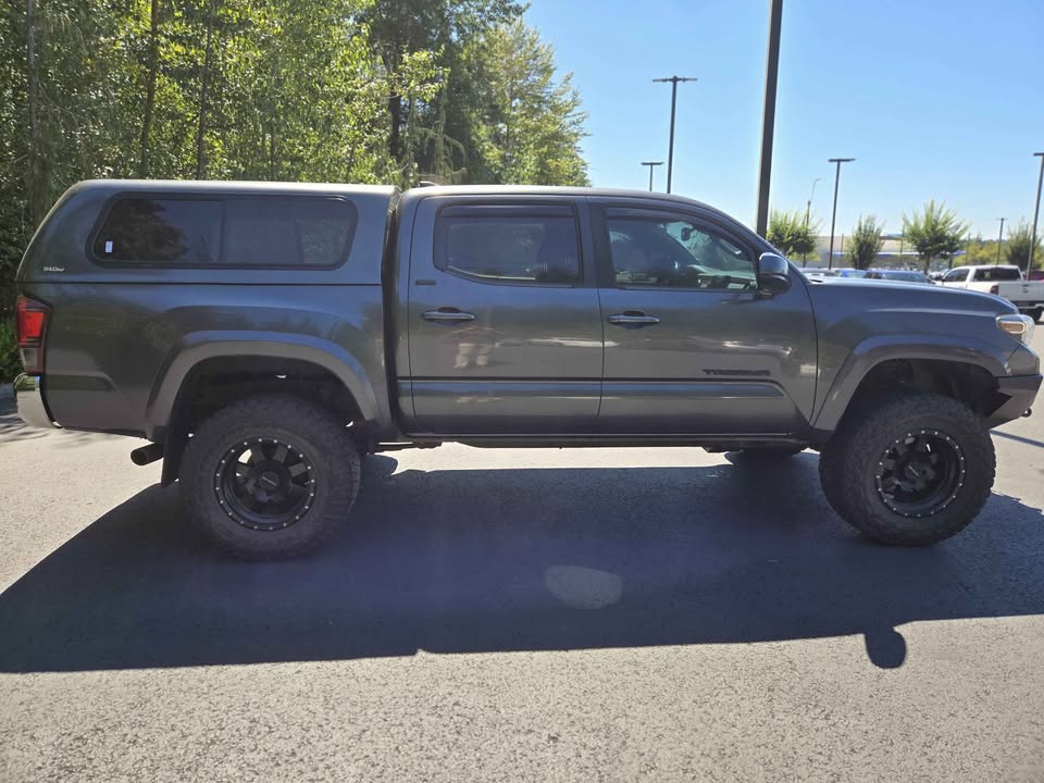 2019 Toyota Tacoma Double Cab · SR5 Pickup 4D 5 ft in Olympia, WA (photo 7) — photo 7