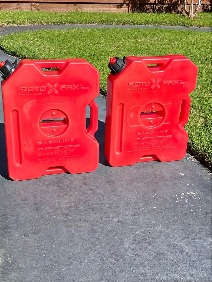 RotoPax Gas Can in Turlock, CA (photo 1) — photo 1