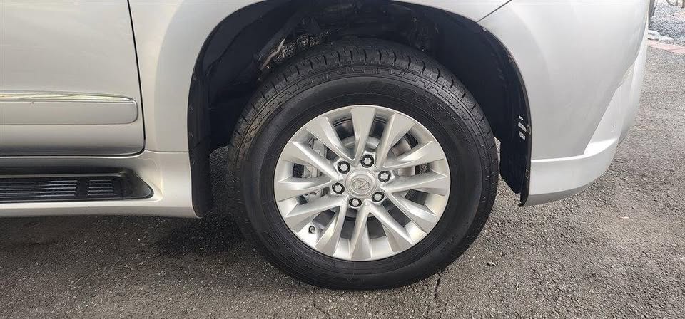 2015 Lexus GX460 · 4WD in Tampa, FL (photo 7) — photo 7