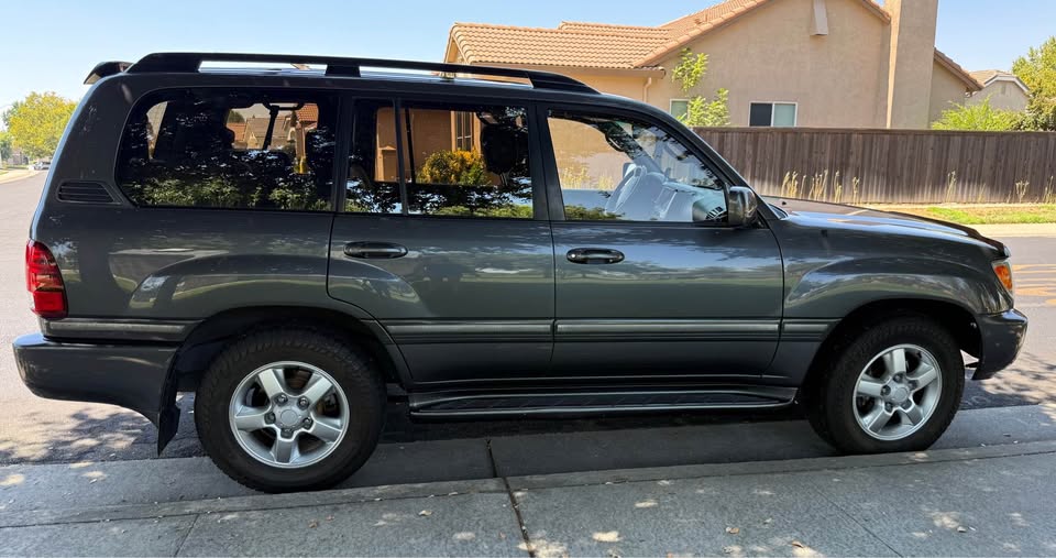 2003 Toyota Landcruiser · Sport Utility 4D (photo 5) — photo 5
