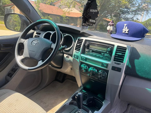 2005 Toyota 4Runner · SR5 Sport Utility 4D — photo 3