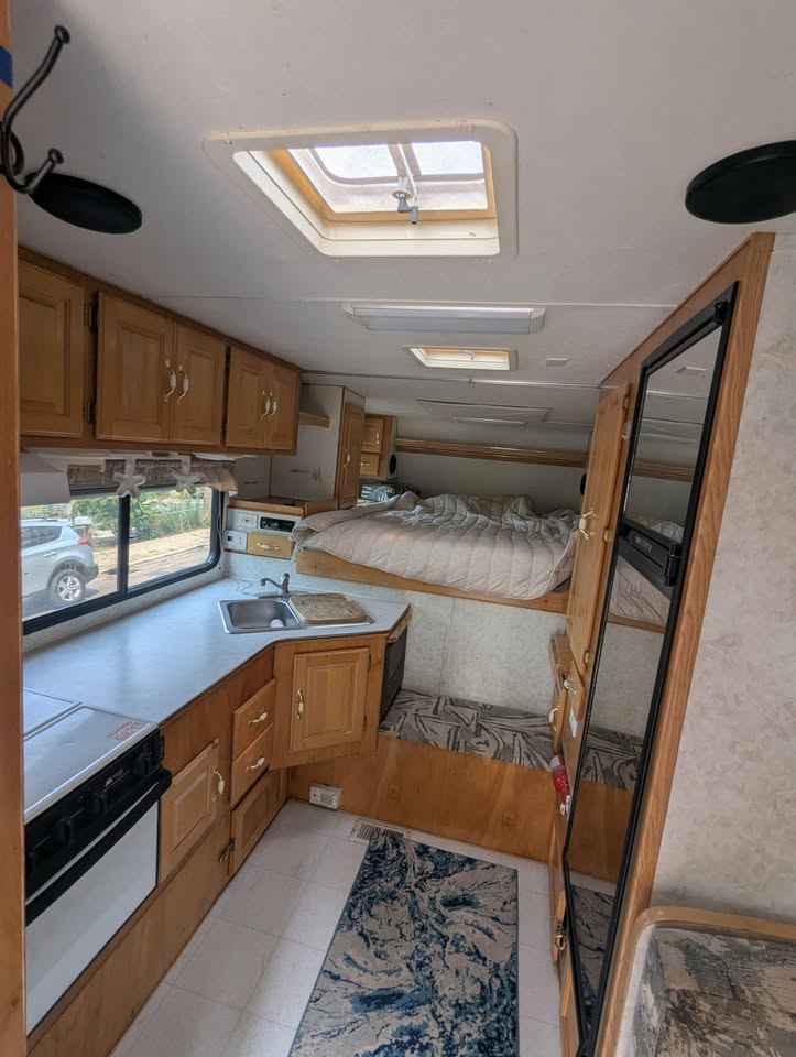2000 Ford F-450 4x4 Camper Combo in Boise, ID (photo 6) — photo 6