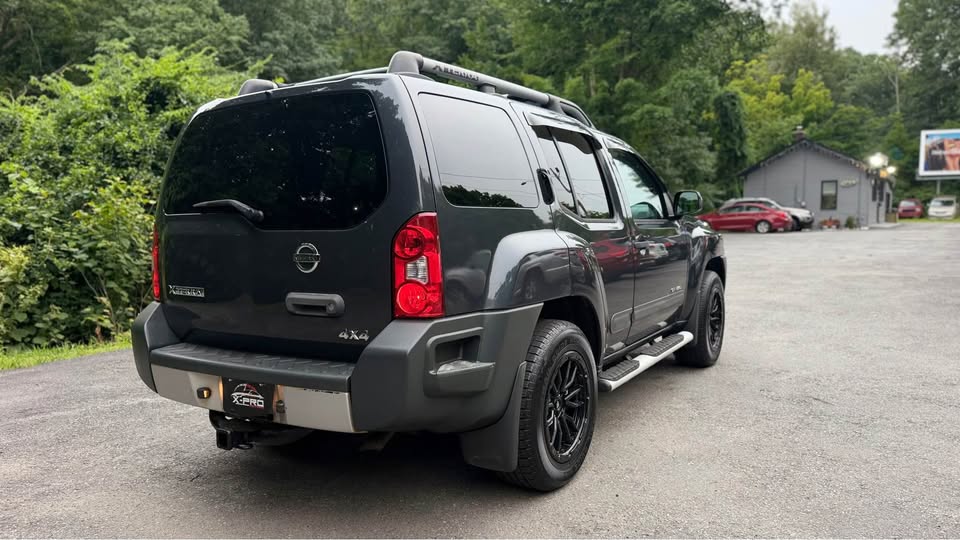 2012 Nissan Xterra · Off-Road Sport Utility 4D (photo 7) — photo 7