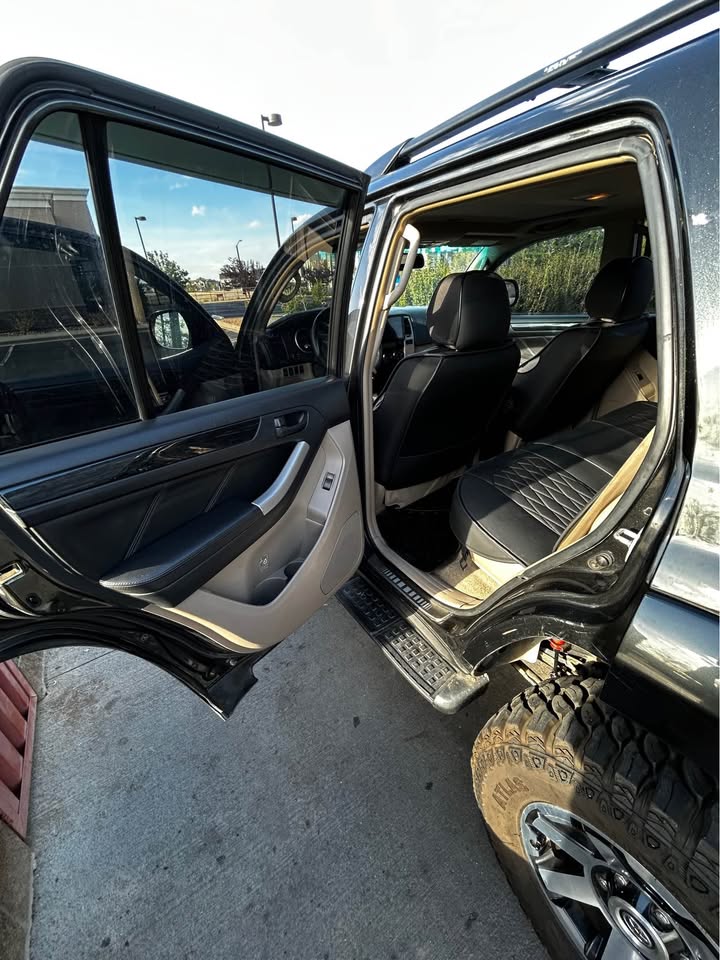 2007 Toyota 4Runner · Limited Nightshade Edition Sport Utility 4D in Denver, CO (photo 8) — photo 8