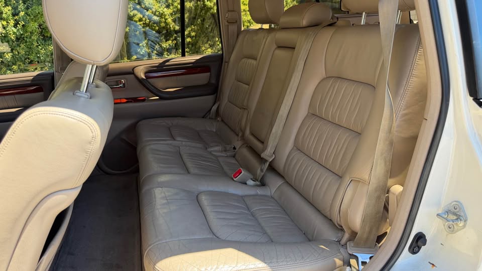 2000 Lexus LX · LX 470 Sport Utility 4D in Pleasanton, CA (photo 12) — photo 12