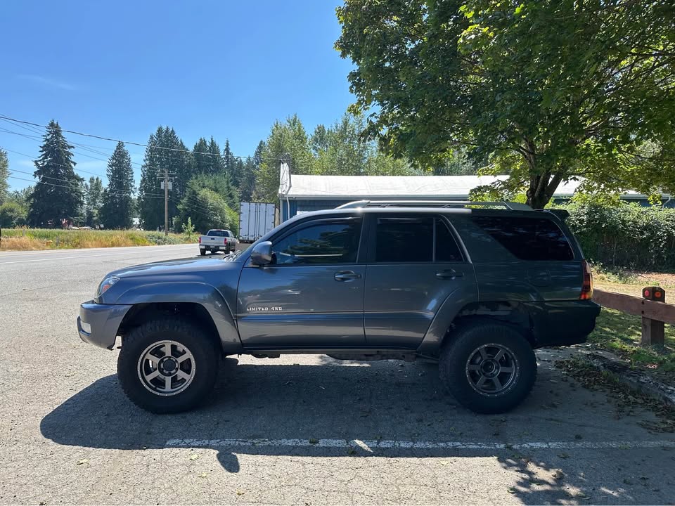 2003 Toyota 4Runner · Limited Sport Utility 4D (photo 5) — photo 5