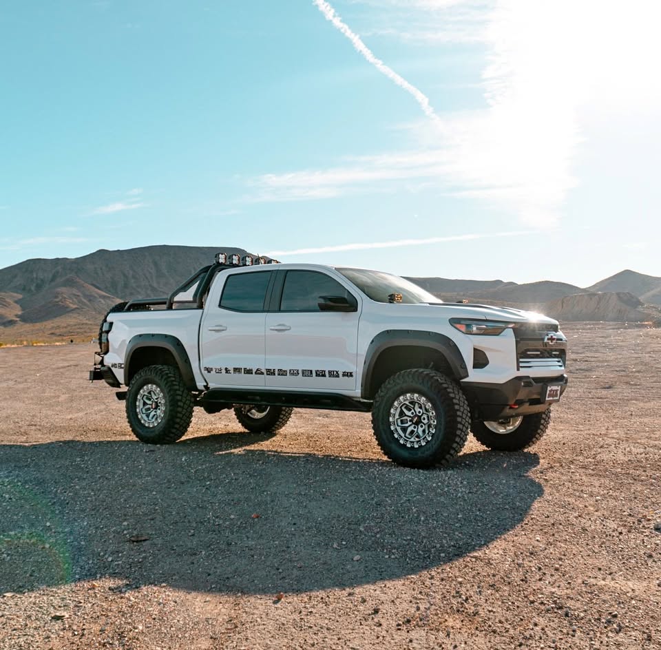 2025 Chevrolet colorado zr2 in Temecula, CA (photo 1) — photo 1