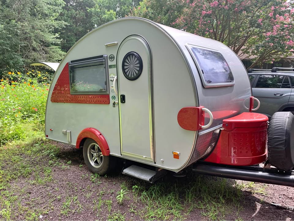 2017 CS-S Series T@B by nuCamp 320 Teardrop Camper in Heathsville, VA (photo 1) — photo 1
