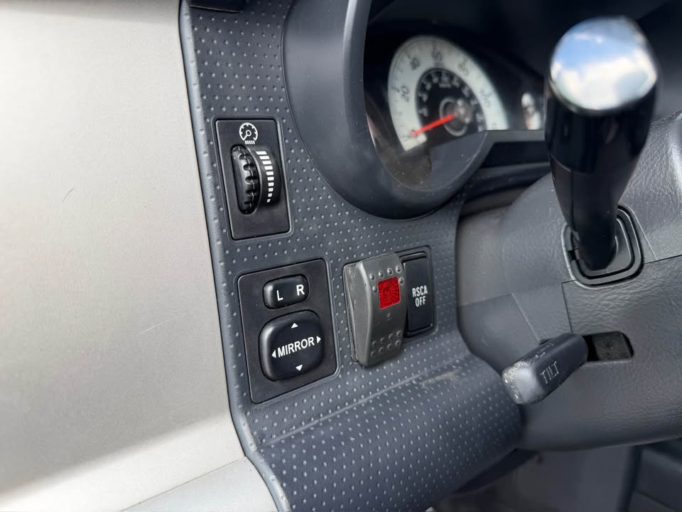 2010 Toyota FJ Cruiser · Sport Utility 2D in Lacey, WA (photo 12) — photo 12