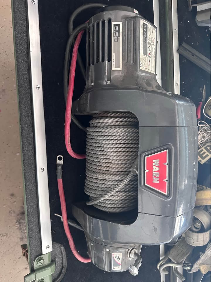 Warn 9.5 ti Winch in Mesa, AZ (photo 3)