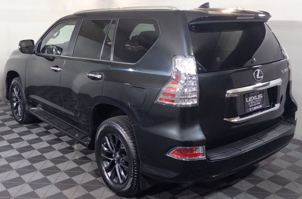 2023 Lexus GX GX 460 Premium Sport Utility 4D in Bellevue, WA (photo 5) — photo 5