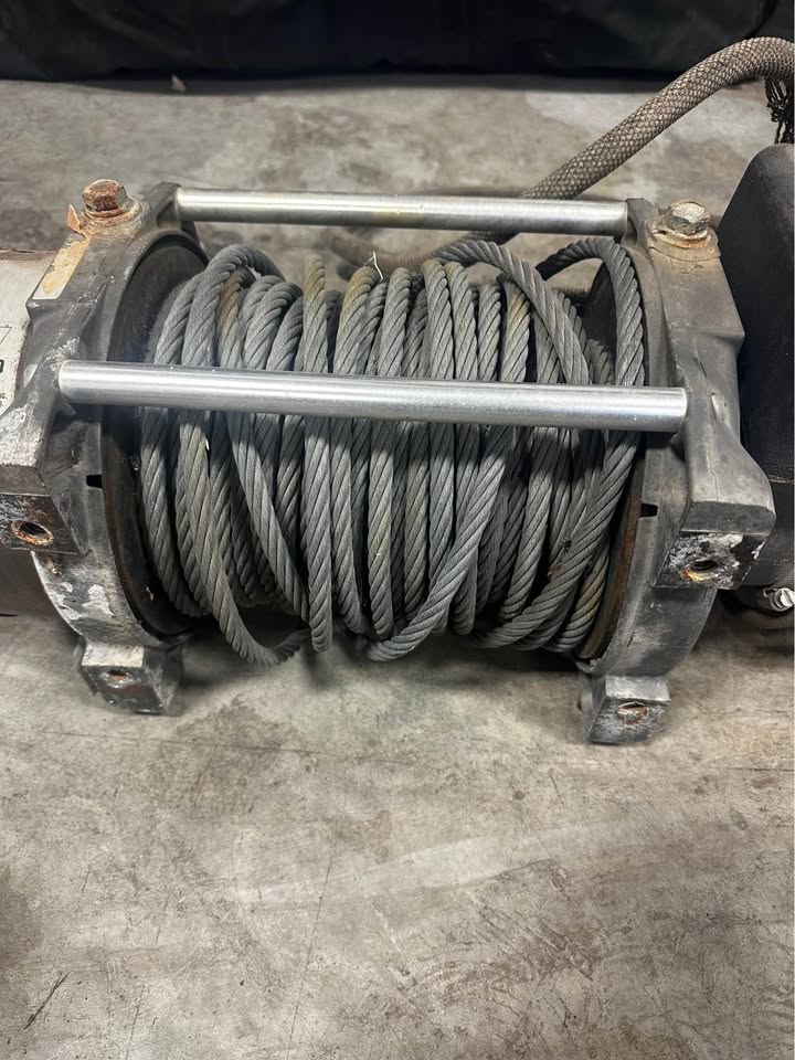 Warn winch 12k (photo 3) — photo 3