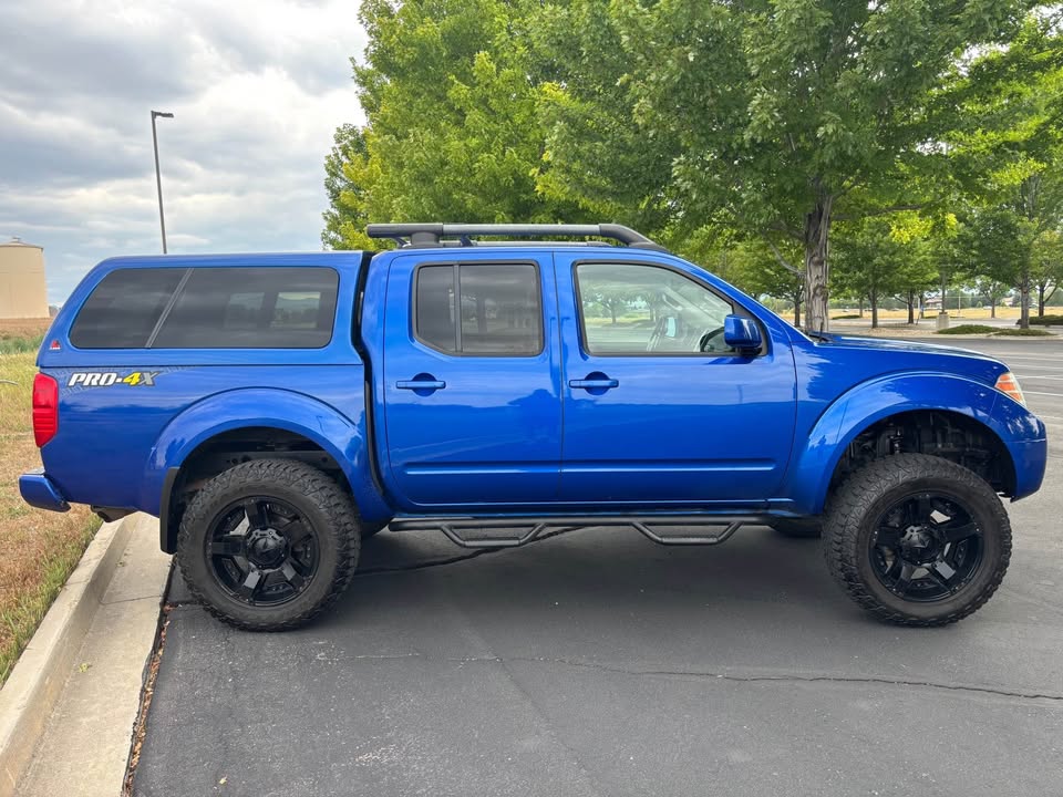 2013 Nissan Frontier Crew Cab · PRO-4X Pickup 4D 5 ft in Fort Collins, CO (photo 5)