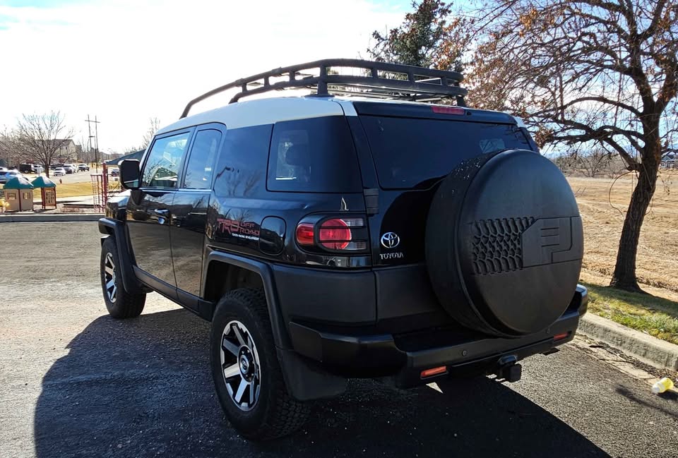 2008 Toyota FJ Cruiser · Sport Utility 2D (photo 2) — photo 2