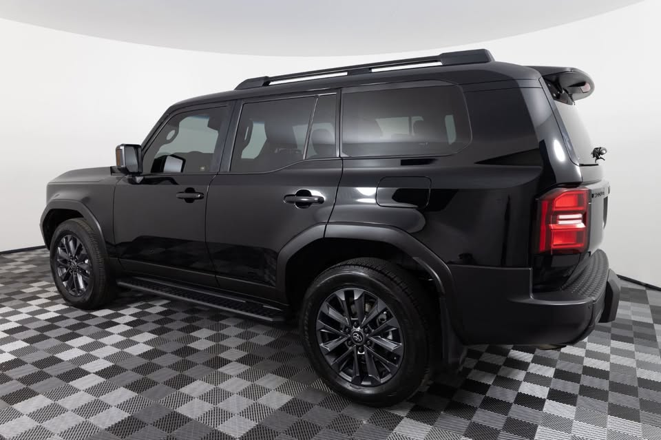 2024 Toyota Land Cruiser (photo 4) — photo 4