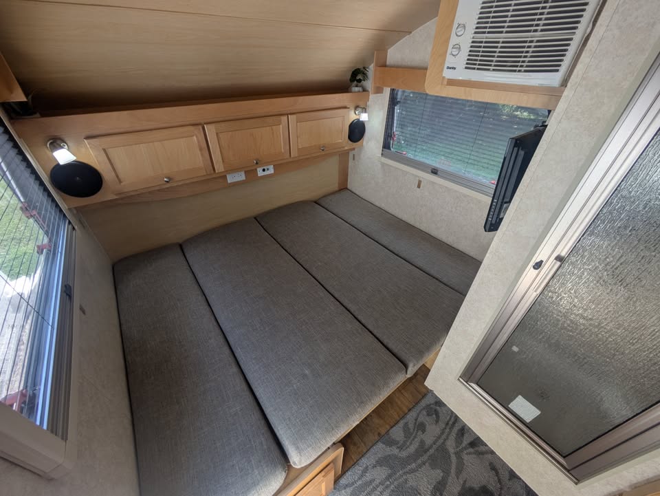 2019 Nucamp t@b 320 cs-s boondock in Manchester, PA (photo 11) — photo 11