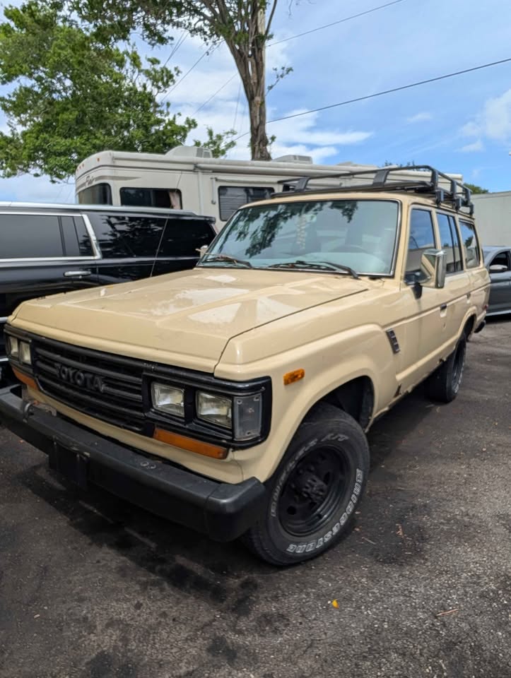 1990 Toyota Land Cruiser (photo 2) — photo 2