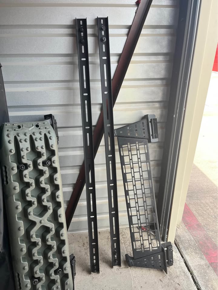 Smittybilt 2783 Truck Bed Tent + Adjustable Overland Bed Rack Setup in Georgetown, TX (photo 5) — photo 5