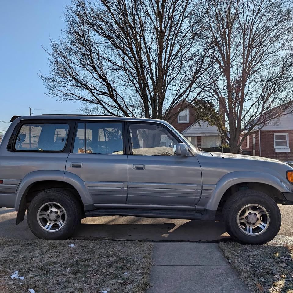 1996 Lexus lx450 in Columbus, OH (photo 1) — photo 1
