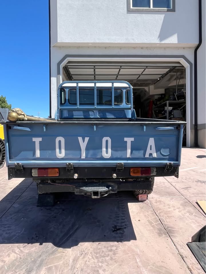 1977 fj45 toyota Land Cruiser in Provo, UT (photo 8) — photo 8