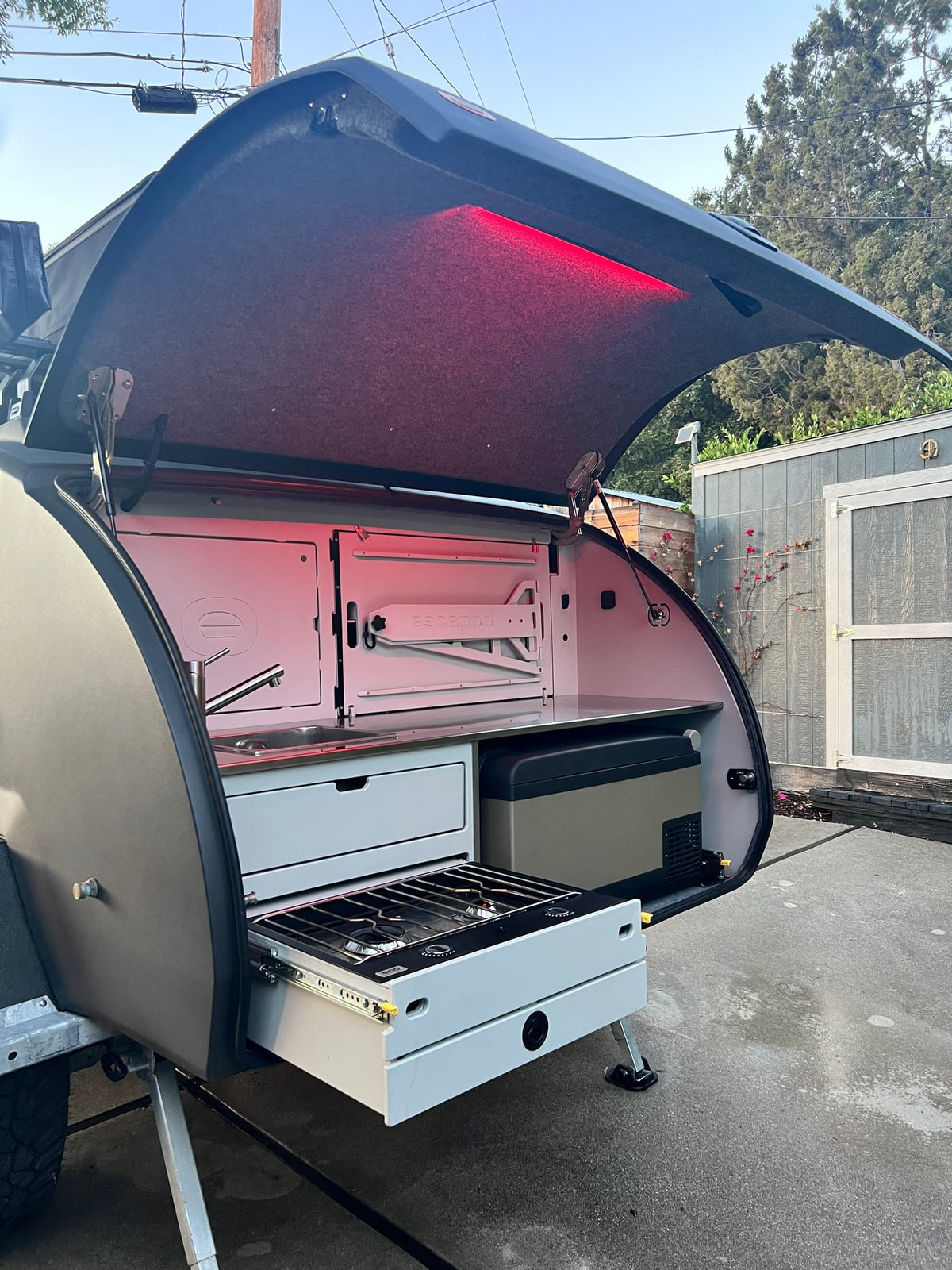 equipped with DARCHE awning. Ideal for rv rental — photo 4