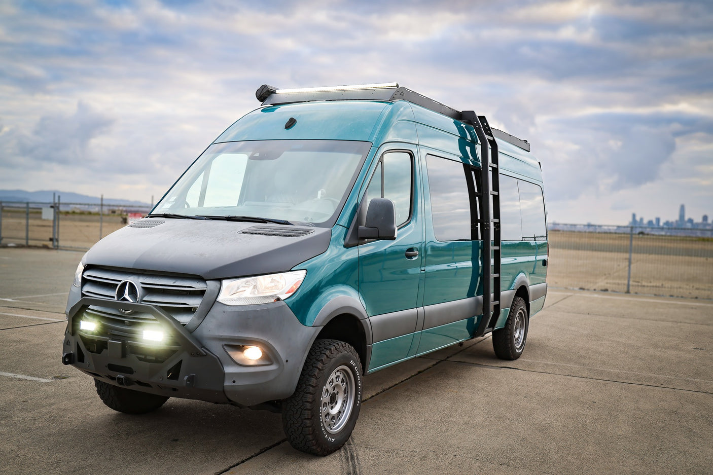 2023 Mercedes-Benz Sprinter (Green)