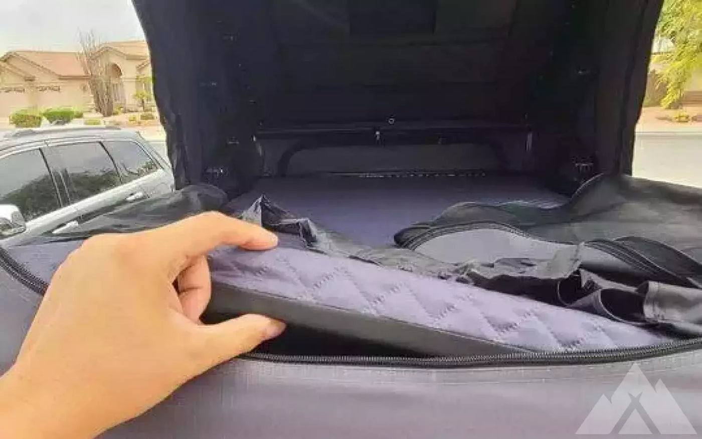 Aluminum Hardshell Rooftop Tent — used rooftop tents for sale (photo 4) — photo 4