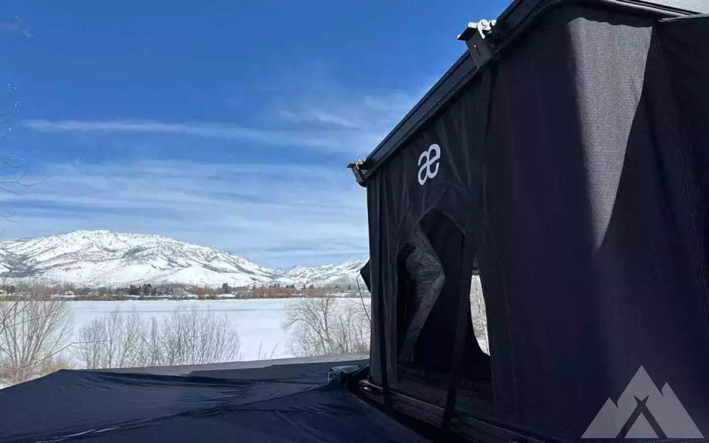 ALUMINUM HARDSHELL VERTICAL ROOFTOP TENT + DRIVER — used rooftop tents for sale (photo 3)