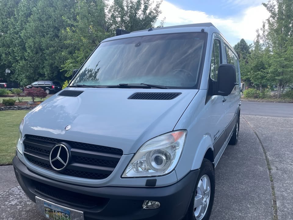 2011 Mercedes-Benz sprinter sportsmobile camper van in McMinnville, OR (photo 3) — photo 3