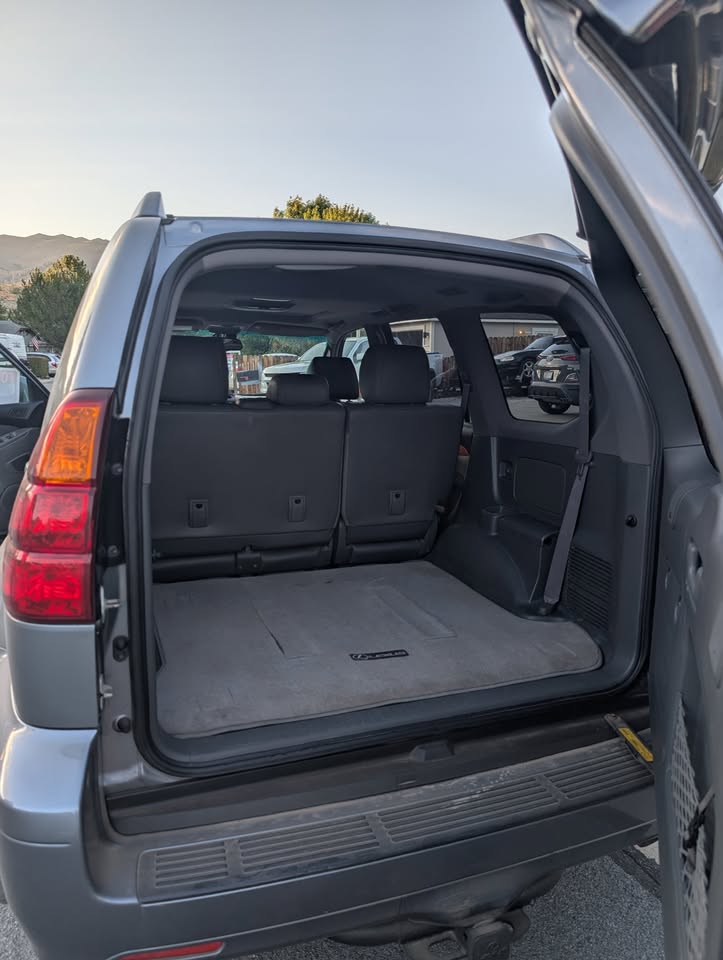 2004 Lexus gx 470 in Reno, NV (photo 6) — photo 6