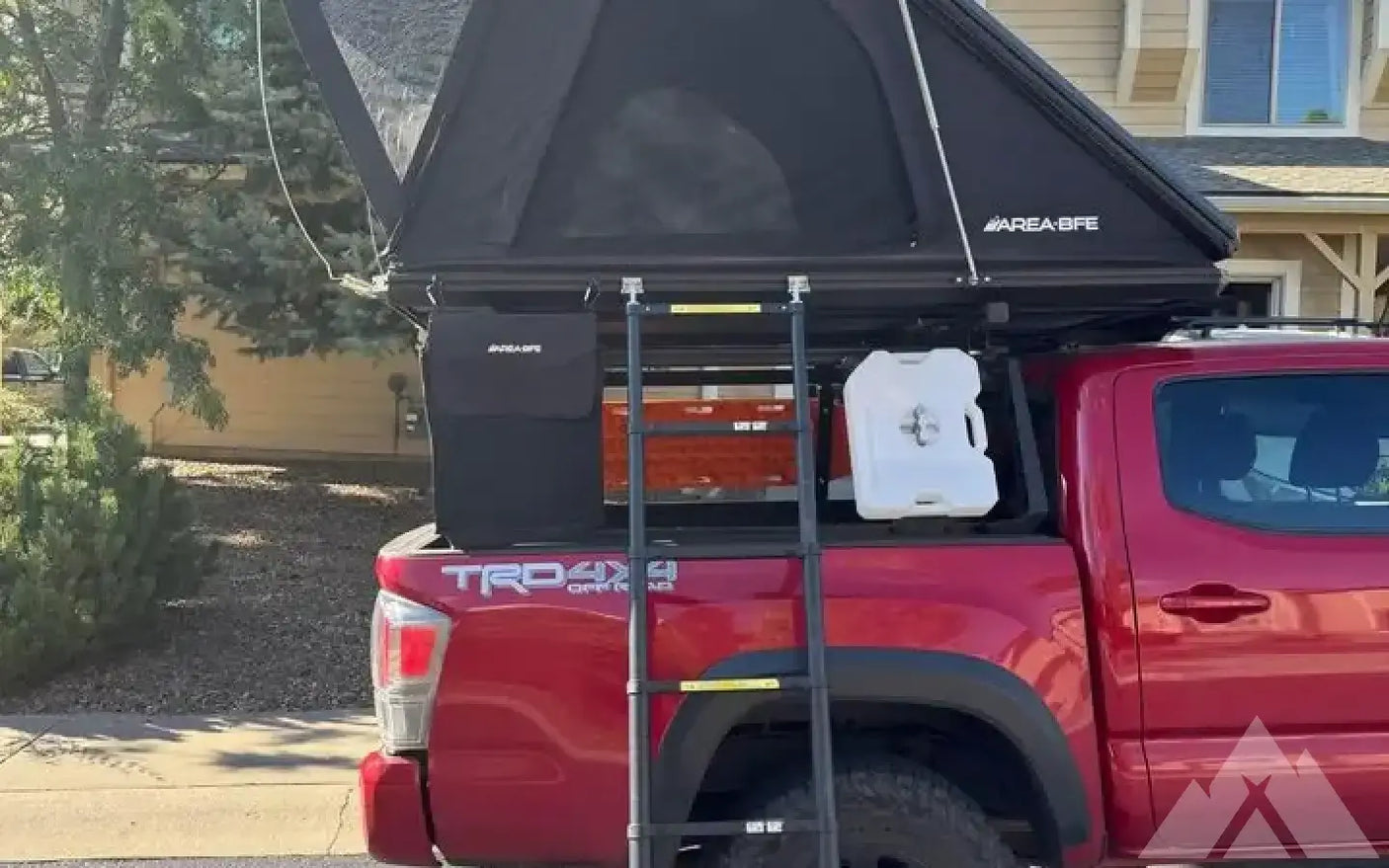Area BFE Hard Shell Rooftop Tent — used rooftop tents for sale (photo 5)