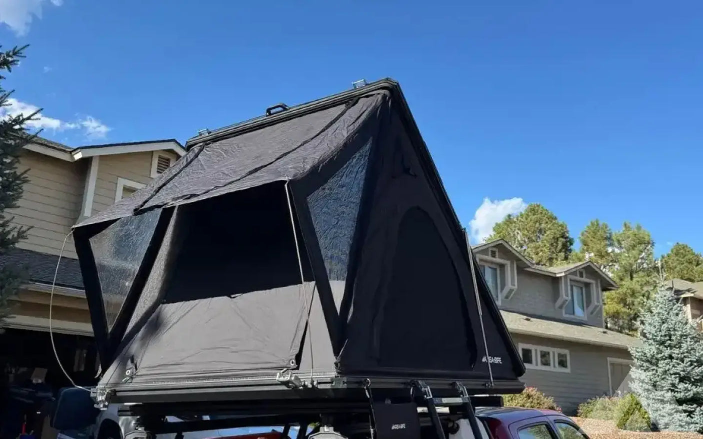Area BFE Hard Shell Rooftop Tent — used rooftop tents for sale (photo 3)