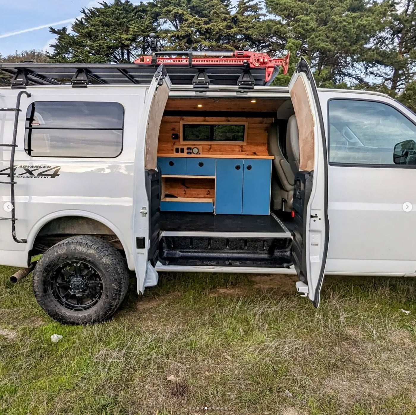 with off-road tires — photo 2