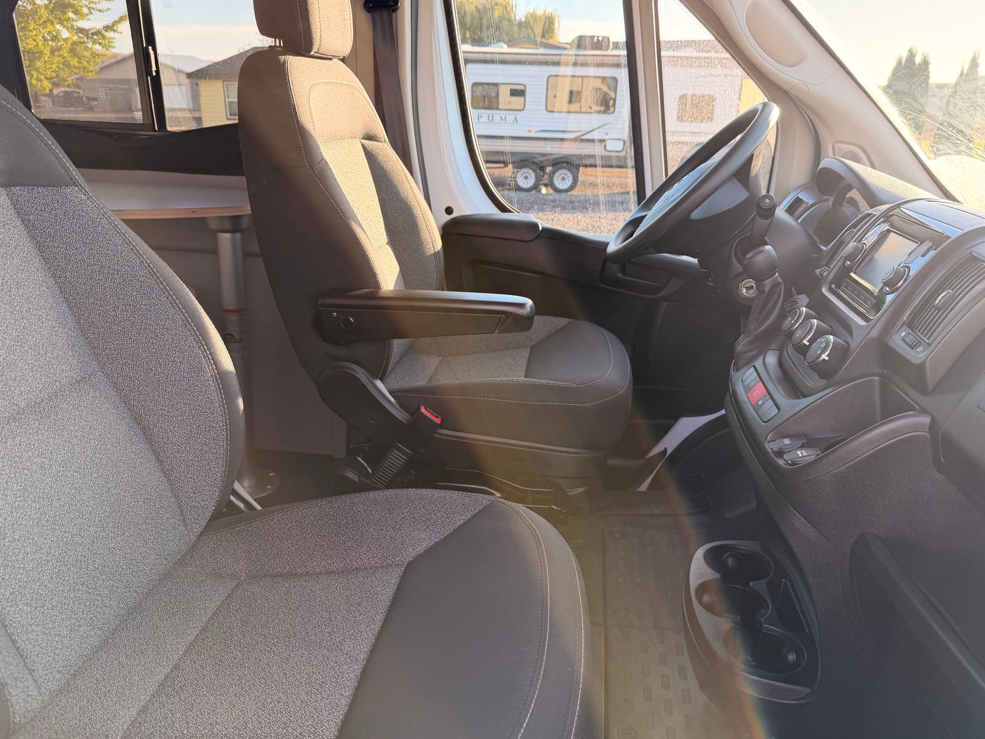 2021 Winnebago Solis 59P