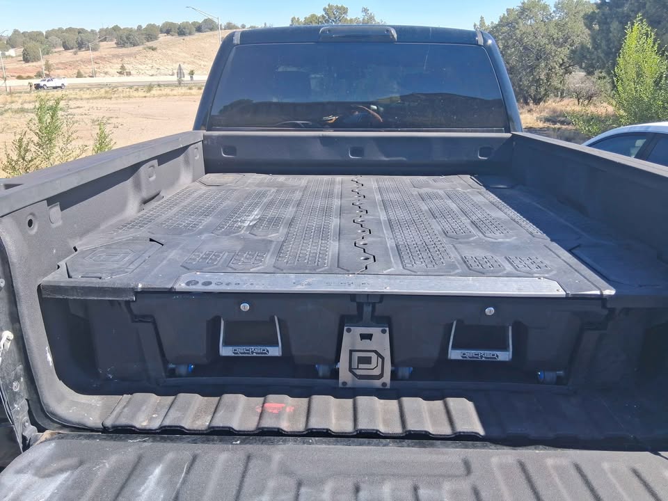 Decked Drawer System for bed of Chevy Silverado 2014 - 2016 in Phoenix, AZ (photo 4)