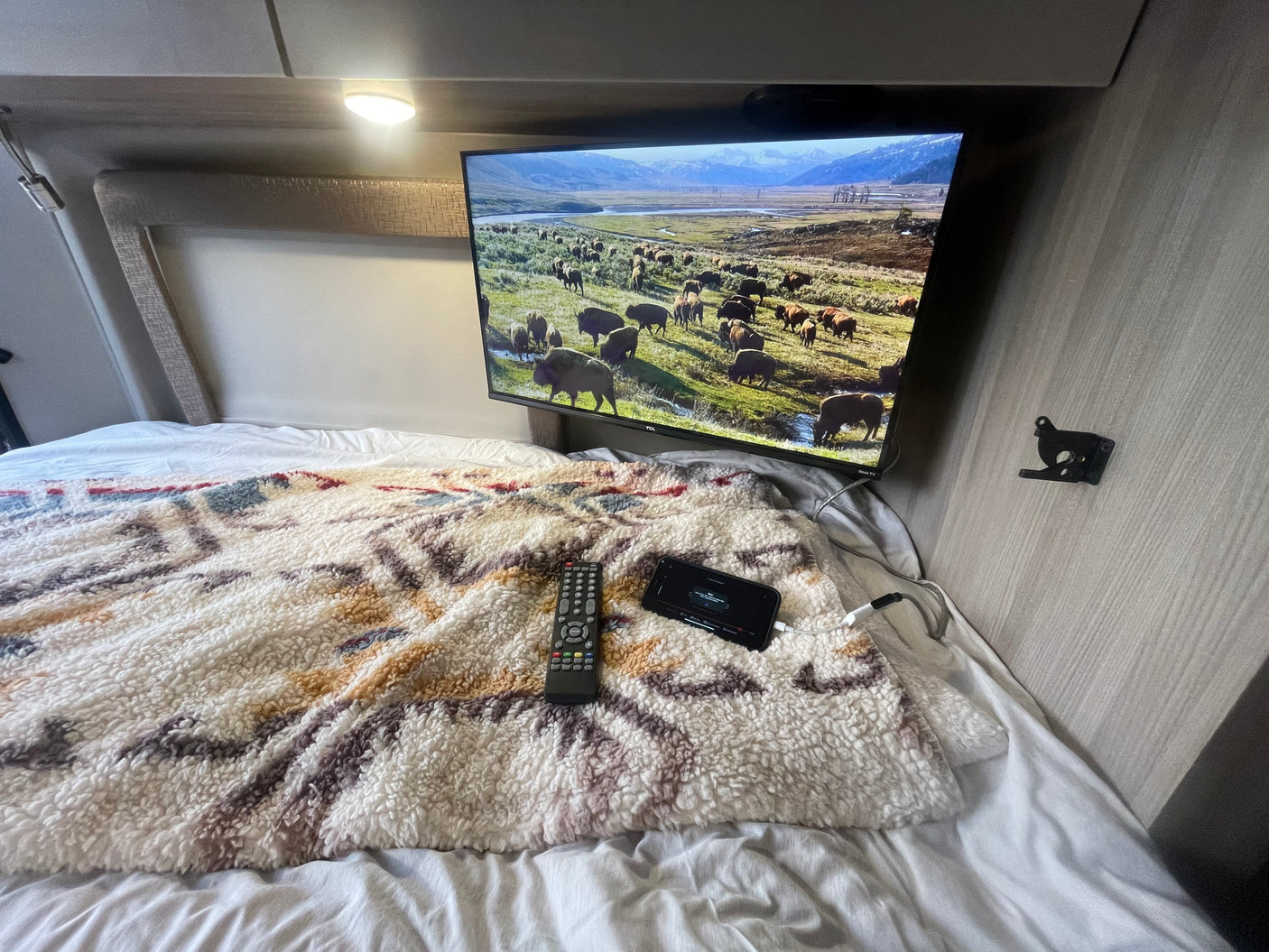 Olli-All Inclusive 2021 Thor Sequence-Pop top-Sleeps 4-Pet Friendly-OffGrid