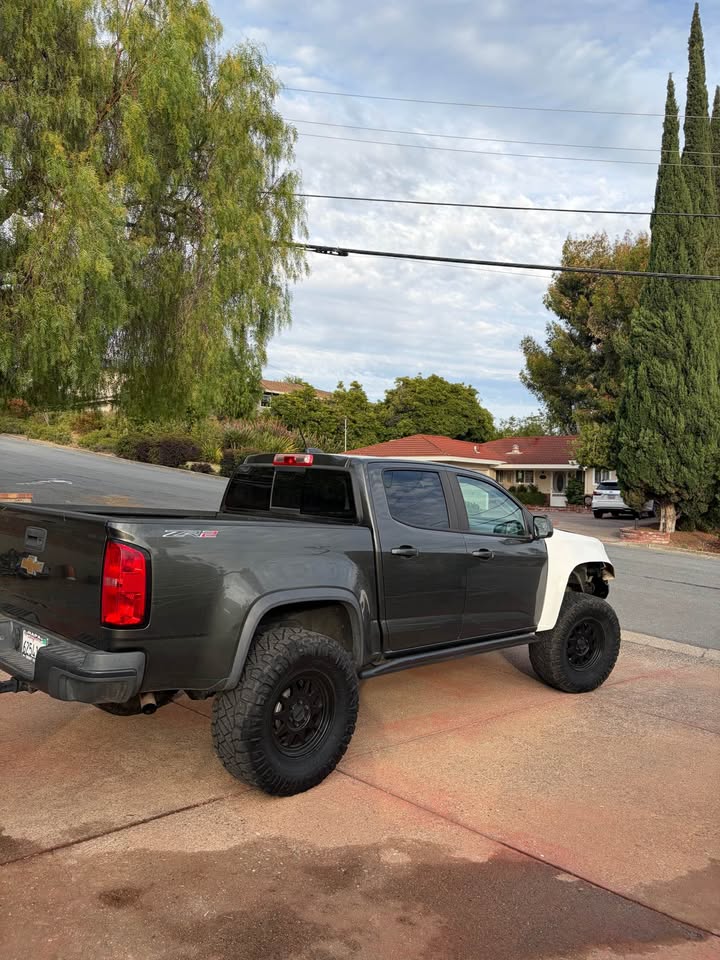 2018 Chevy Colorado zr2 in San Jose, CA (photo 4) — photo 4