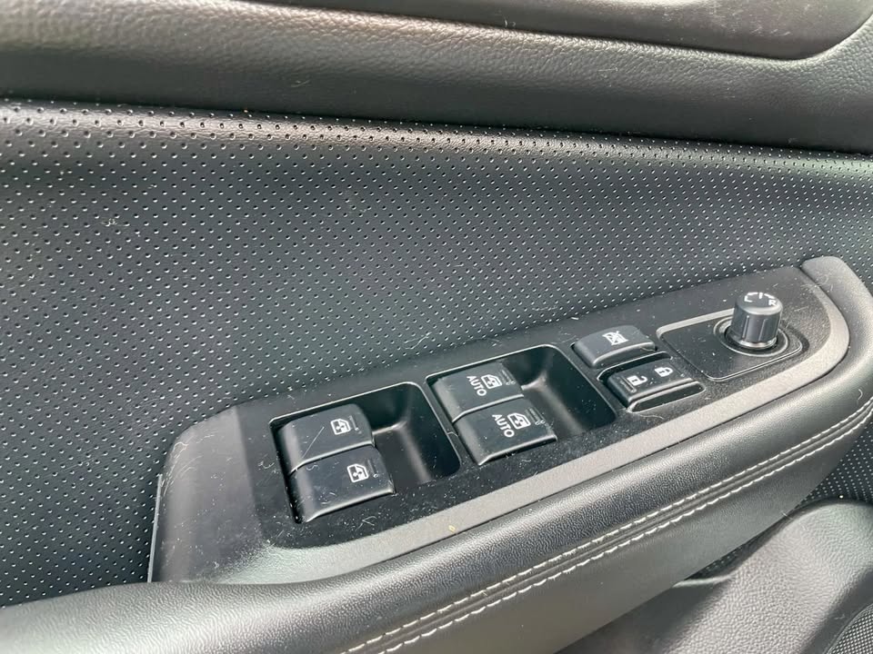 2017 Subaru Outback in Portland, OR (photo 11) — photo 11