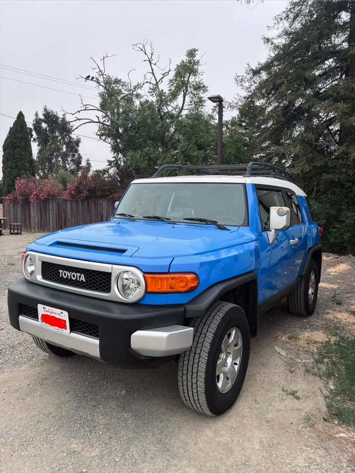 2007 Toyota FJ Cruiser · 4WD in Napa, CA (photo 1)