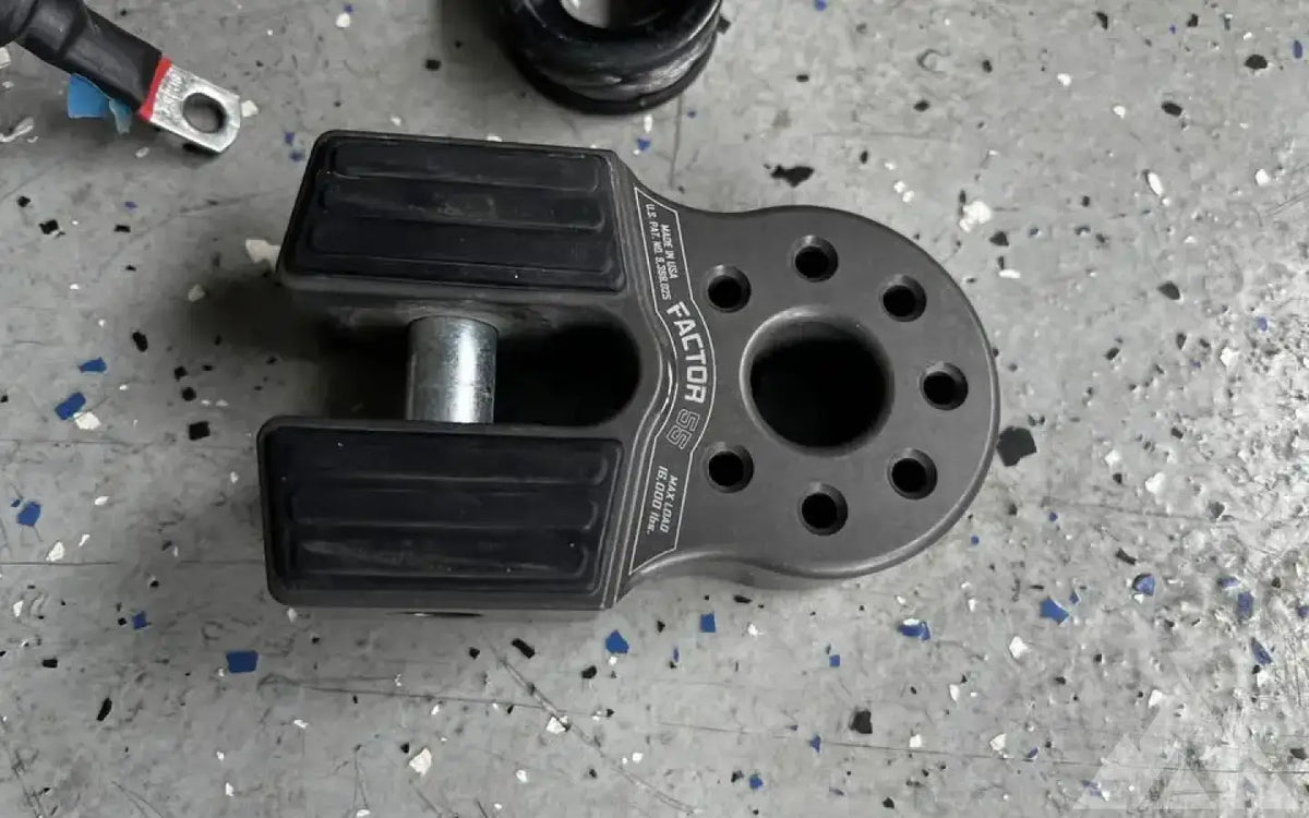 Bad lands apex 12k synthetic winch — used gear for sale (photo 2) — photo 2