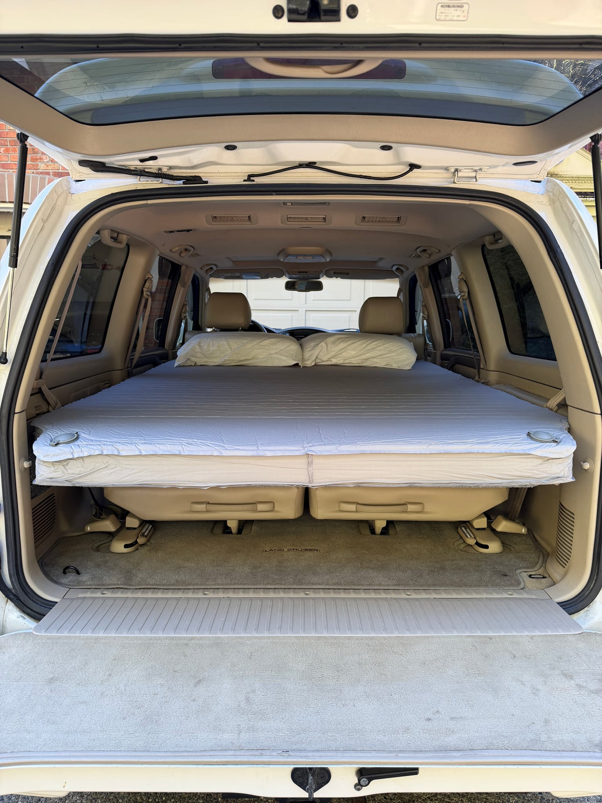 Toyota Land Cruiser | Sleeps 6 | iKamper Skycamp | Adventure Ready — photo 10