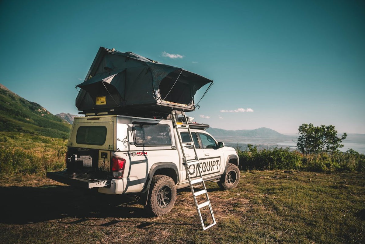 Sabre Hard Shell Roof Top Tent — Equipt Expedition Outfitters (photo 14) — photo 14