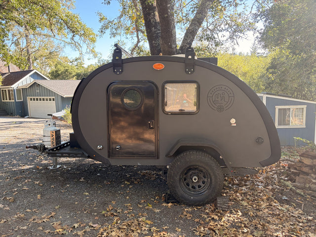 2022 Bean Trailer Meaner Bean Teardrop Camper — photo 3