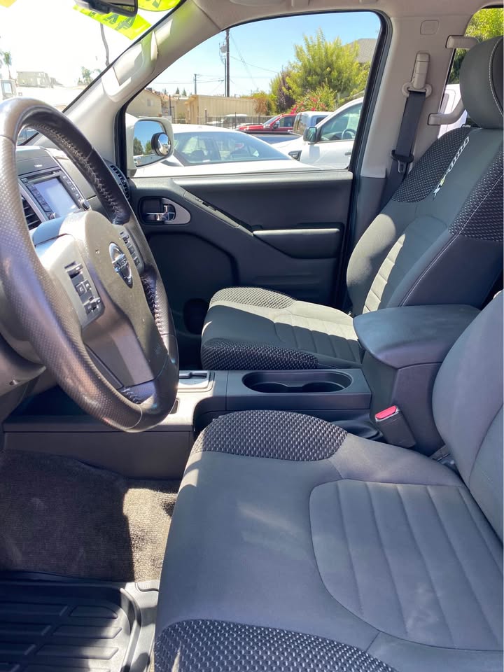 2018 Nissan Frontier · PRO-4X Pickup 4D 5 ft in Exeter, CA (photo 11) — photo 11