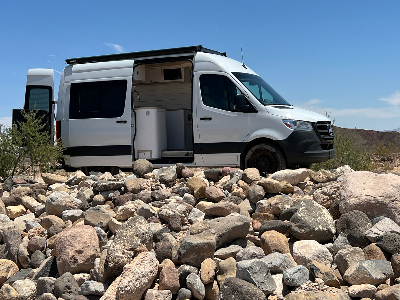 Sprinter Dream Van Fully Loaded Sand — photo 2